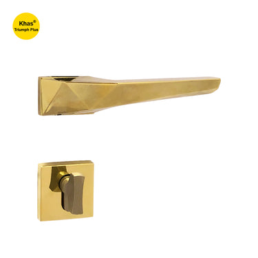 Khas Triumph Plus 1501 door handle set with rosette in PVD finish, featuring a geometric design and a polished gold look.
