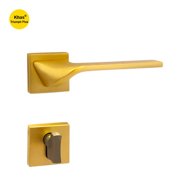 Khas Triumph Plus A14-1562 door handle set with rosette in matt brass finish, featuring a bold angular design and modern elegance.