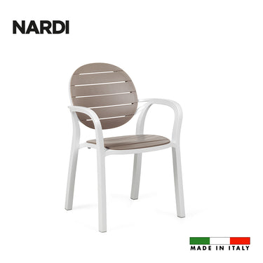 Referencing Palma Bianco Tortora 1.jpg, an angled view of the Nardi Palma armchair shows its white frame and tortora (taupe) slatted seat and backrest against a white background. Palma Bianco Tortora 2.jpg displays a rear-angled view of the chair, highlighting the rounded, slatted backrest and the 'Made in Italy' graphic. Palma Bianco Tortora 3.jpg provides a close-up of the textured tortora slats on the backrest and where they meet the white armrest frame. Palma Bianco Tortora.jpg shows a straight-on front