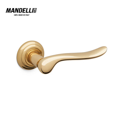 Mandelli 691 Rondò door handle in polished brass, showcasing exquisite craftsmanship and a gleaming finish, made in Italy.